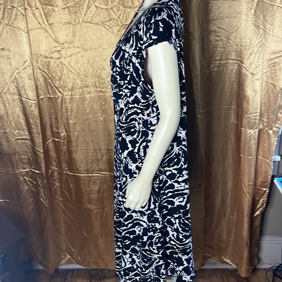 Plus Size Black & White Printed Dress Jones New York Size 20W - Picture 3 of 5